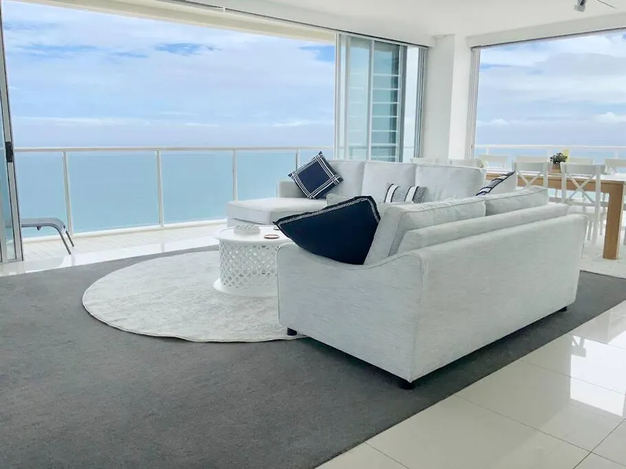 Air On Broadbeach Beachfront 2Level Stunning Apartment With 180 Degree Views 골드코스트